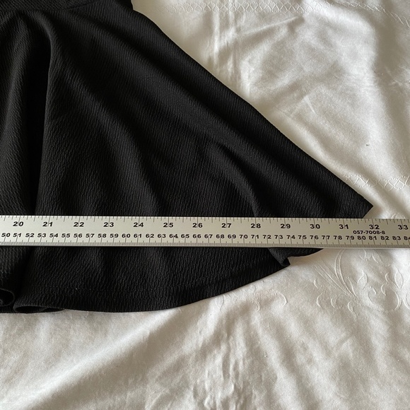 Urban Coco Women's Black Pull-On Mini‎ Skirt - Picture 9 of 11